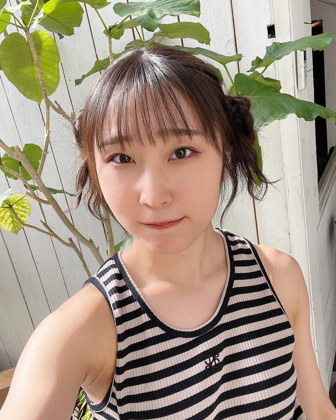 のインスタグラム：「🌻  夏だね！！！  #juicejuice #段原瑠々」