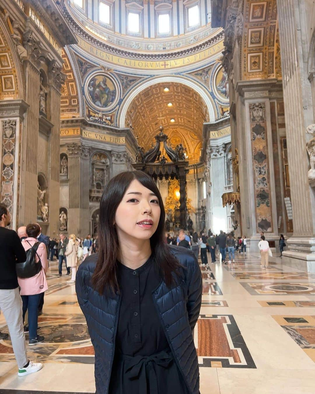 なっちゃんさんのインスタグラム写真 - (なっちゃんInstagram)「awesomeness Vatican バチカン市国の思い出 サン・ピエトロ大聖堂が強烈すぎて意識失いかけた。あと見た目が完全にソアリンだった  #イタリア #イタリア旅行 #ローマ #ローマ旅行 #バチカン市国 #バチカン美術館 #サンピエトロ大聖堂 #海外旅行 #旅行 #旅好き女子 #陸マイラー #旅好きな人と繋がりたい #italy #rome #vaticancity #vaticanmuseum #sanpiodepietrelcina #italytravel #italytrip #romeitaly #romefood #rome #travelblogger」7月16日 19時52分 - bored_motor