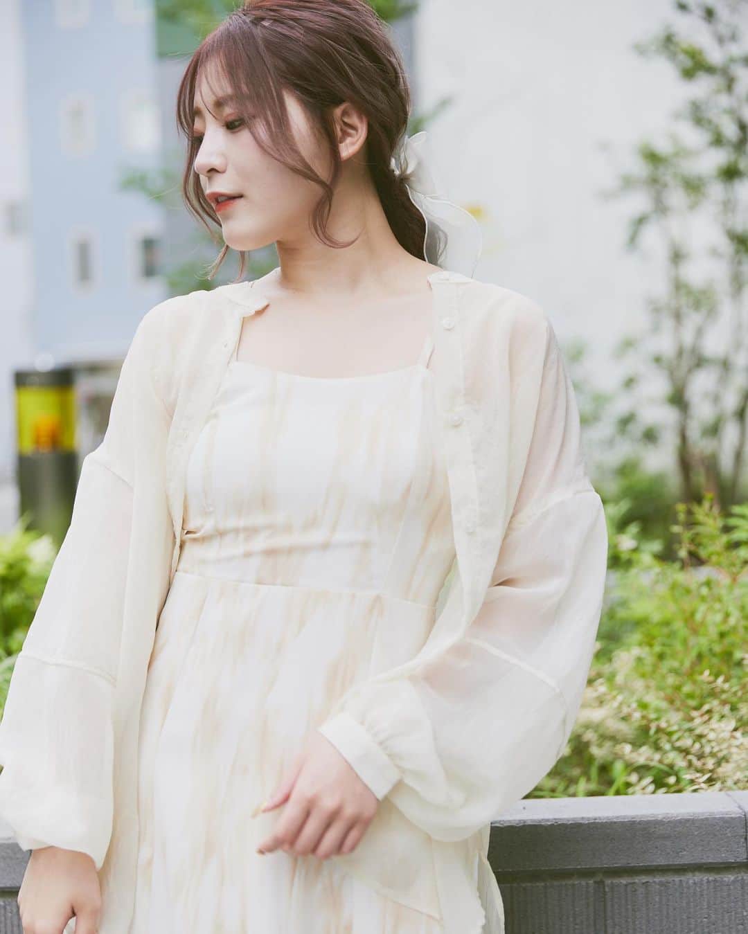 こなんさんのインスタグラム写真 - (こなんInstagram)「. . マーブルスリットキャミワンピース👗 FREE/GRY・BEG  明日20時から発売開始✔️」7月16日 20時01分 - konan_610