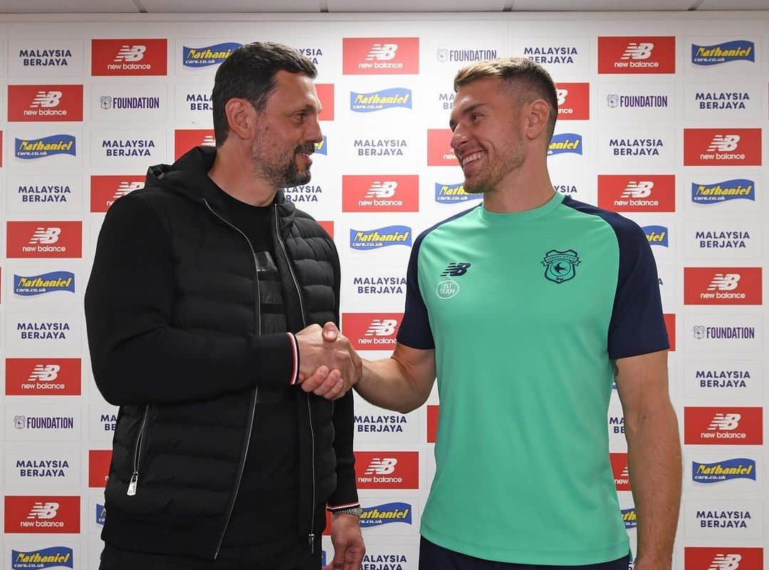 アーロン・ラムジーさんのインスタグラム写真 - (アーロン・ラムジーInstagram)「Back a Bluebird 💙 @cardiffcityfc」7月16日 20時00分 - aaronramsey