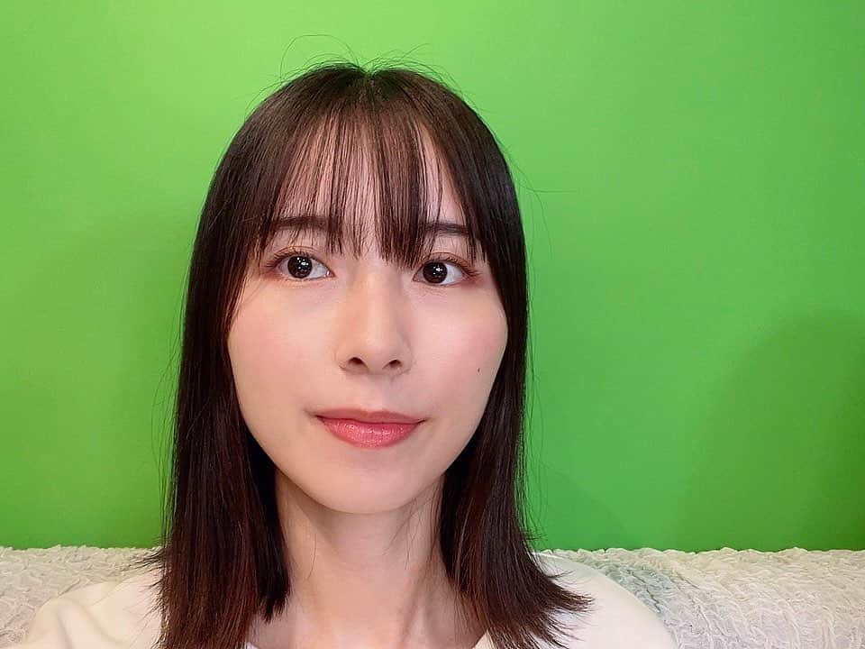 のインスタグラム：「おひさしぶりです すぐアップできる写真が見つからないので とりあえず この前のYouTube配信で小田さんと撮る前にテストで撮ったものを」