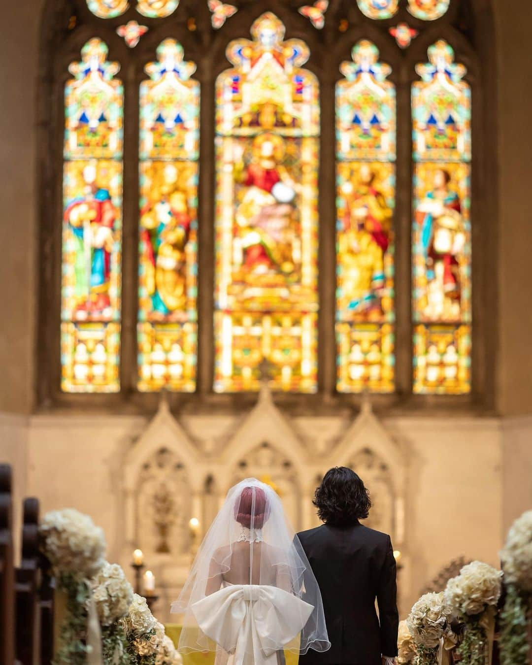 AMIさんのインスタグラム写真 - (AMIInstagram)「イタリアのFirenzeで挙式とWedding photoの撮影をしてきました👰‍♀️🤵‍♂️ 2人きりの挙式はセントジェームス教会で人生で忘れられない特別な時間になりました。 この特別な時間を胸に刻み これからの2人の時間を大切に過ごしていきたいです😌✨💕  関わっていただいた スタッフの皆様本当にありがとうございました🙏✨  produce by @espousal_wedding_event　 @watabewedding Photo by @laviefactory  @watabewedding @watabe_wedding_firenze  @espousal_wedding_event @laviefactory  #ワタベウェディング  #watabewedding #ESPOUSAL  #エスポーザル #laviefactory #ラヴィファクトリー」7月16日 20時06分 - amixxamiaya