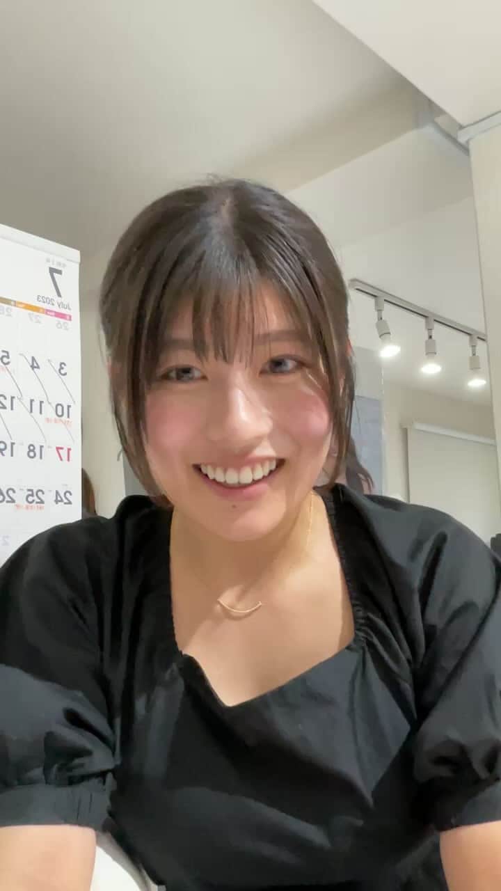 ちとせよしののインスタグラム：「Twitterの固定ツイートからゲームDLしてね👌🏻💕」