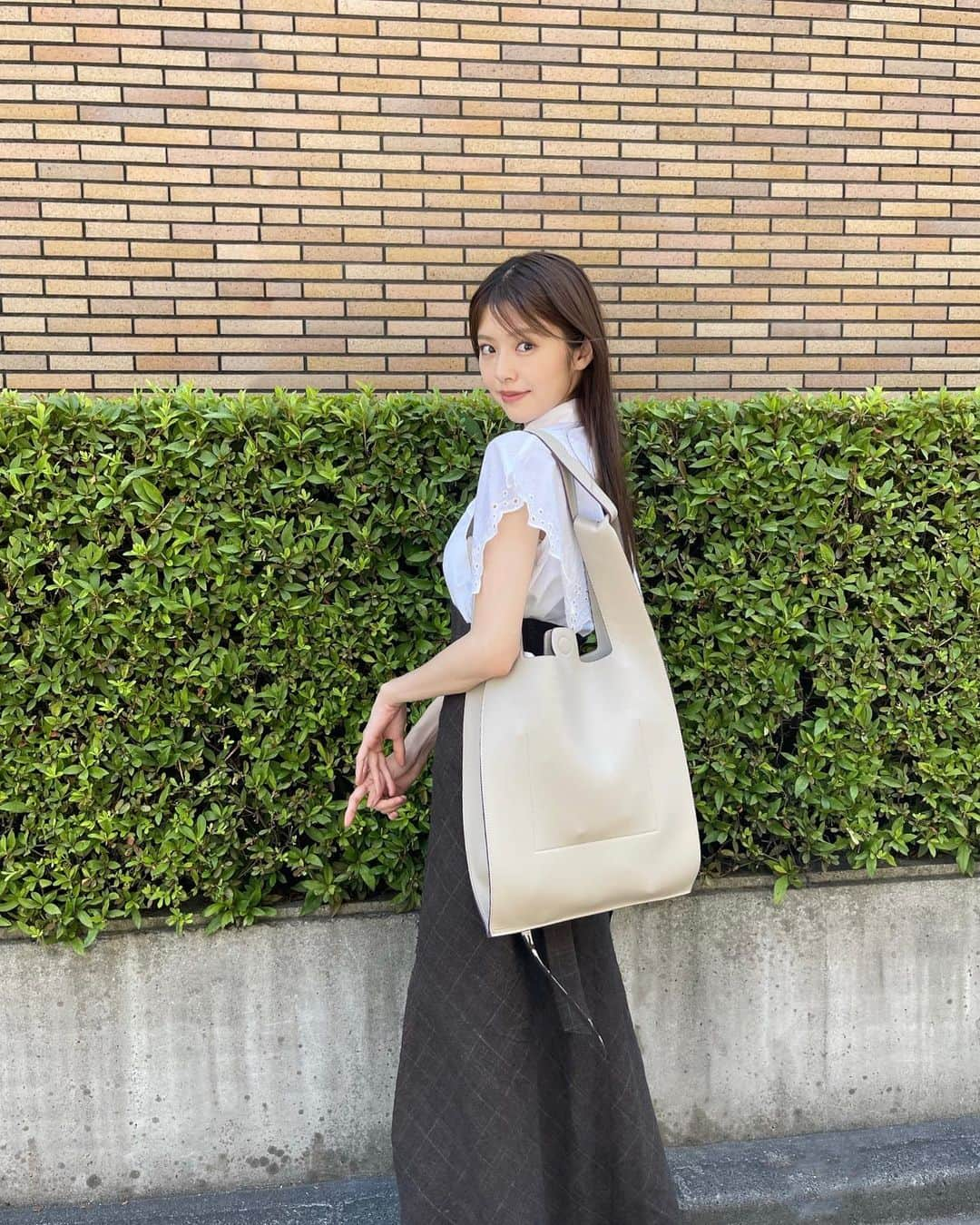 鈴木ゆうかさんのインスタグラム写真 - (鈴木ゆうかInstagram)「.  お洋服🦖 Bag @maison_amala  Tops @casa_fline」7月16日 20時22分 - yuu_pl