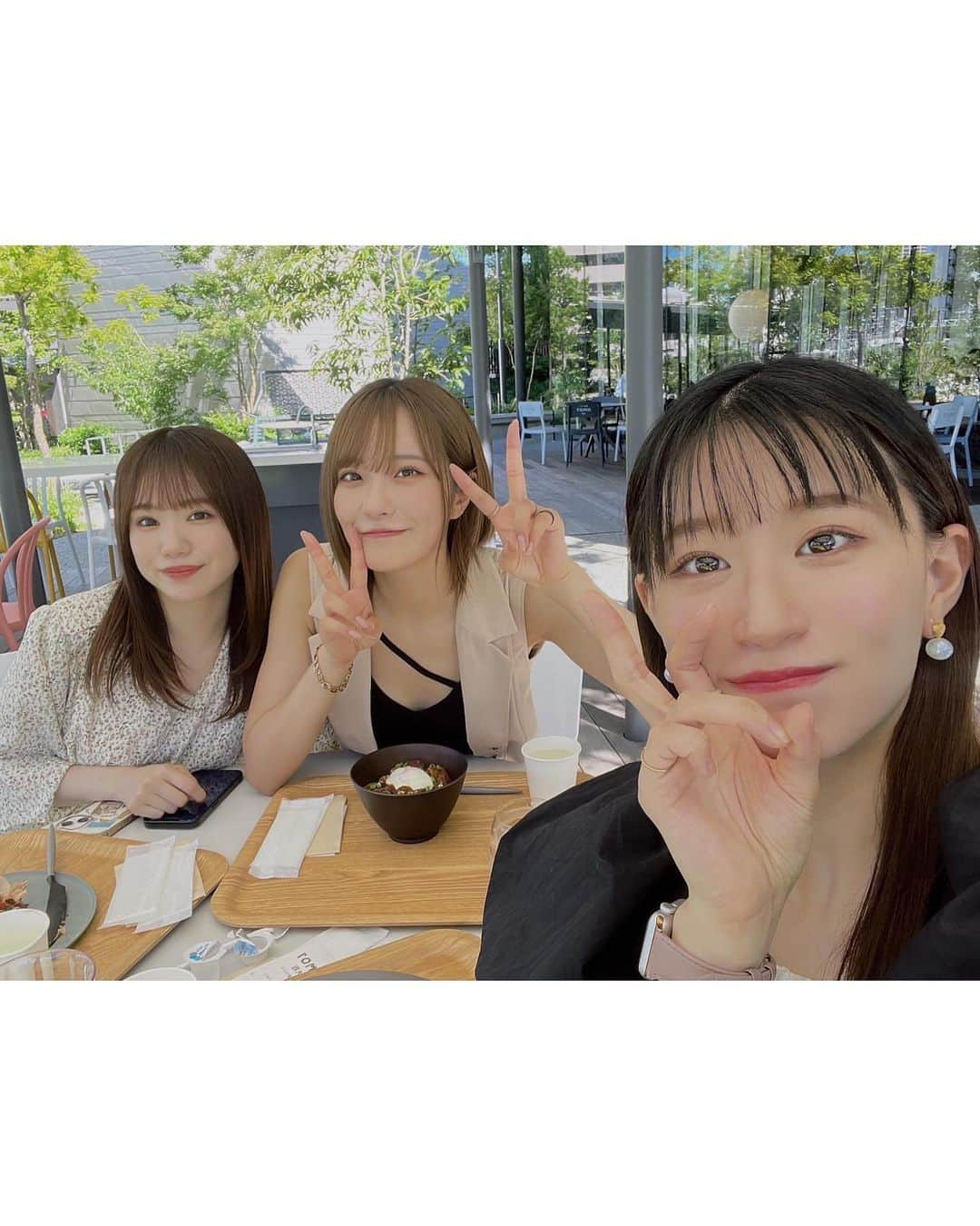 小嶋花梨さんのインスタグラム写真 - (小嶋花梨Instagram)「24歳になりました！🎂 ⁡ ⁡ "笑顔"な1年にします！ 周りのみんなも笑顔でいっぱいになりますように🌻🤍 ⁡ ⁡ ⁡ 誕生日を迎える瞬間も、今日も、 一緒に過ごしてくれました( ¯꒳​¯ )ᐝありがと〜🫰🏻 @jonishi_rei  @mizutashiorin」7月16日 20時30分 - nmb_kojima_48