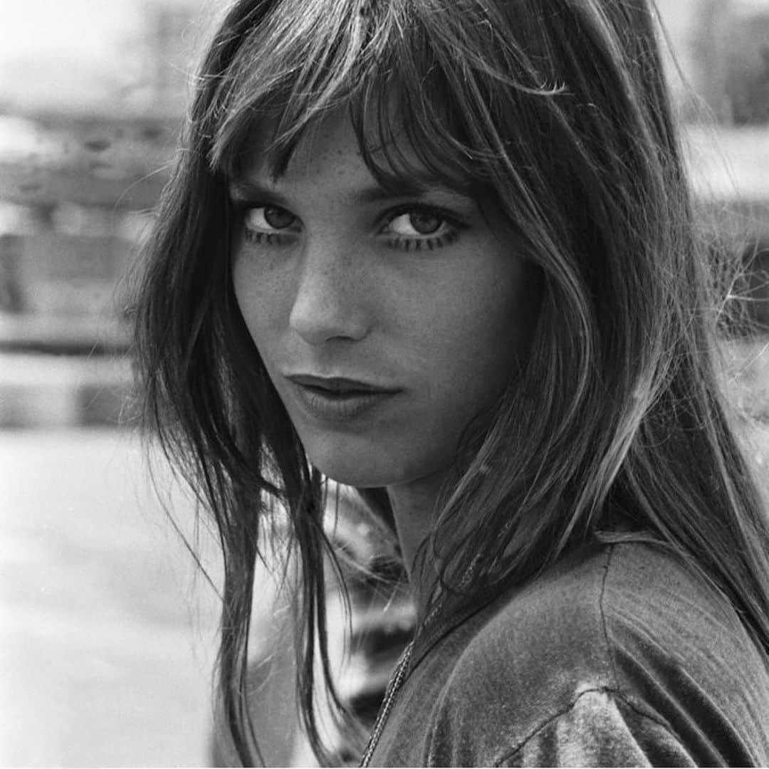 カーラ・ブルーニさんのインスタグラム写真 - (カーラ・ブルーニInstagram)「💔🖤💔 RIP #janebirkin」7月16日 20時57分 - carlabruniofficial