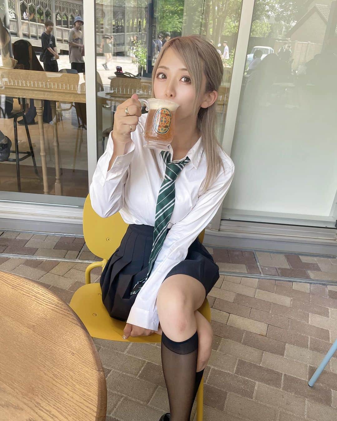 HANAさんのインスタグラム写真 - (HANAInstagram)「･ ･ バタービールあまあまでした🍺 ･ ･ #ハリーポッター#ハリーポッタースタジオツアー #ハリーポッターコーデ #コスプレ#スタツア#スリザリン#スリザリンコーデ #🐍#スタジオツアー東京 #東京#東京観光 #バタービール#🍺#🍻#ハリーポッターカフェ #ハリーポッターの世界 #ハリーポッターコスプレ ハリポタ#ワーナーブラザーズスタジオツアー #ワーナーブラザーズ」7月16日 21時39分 - hnmr__100
