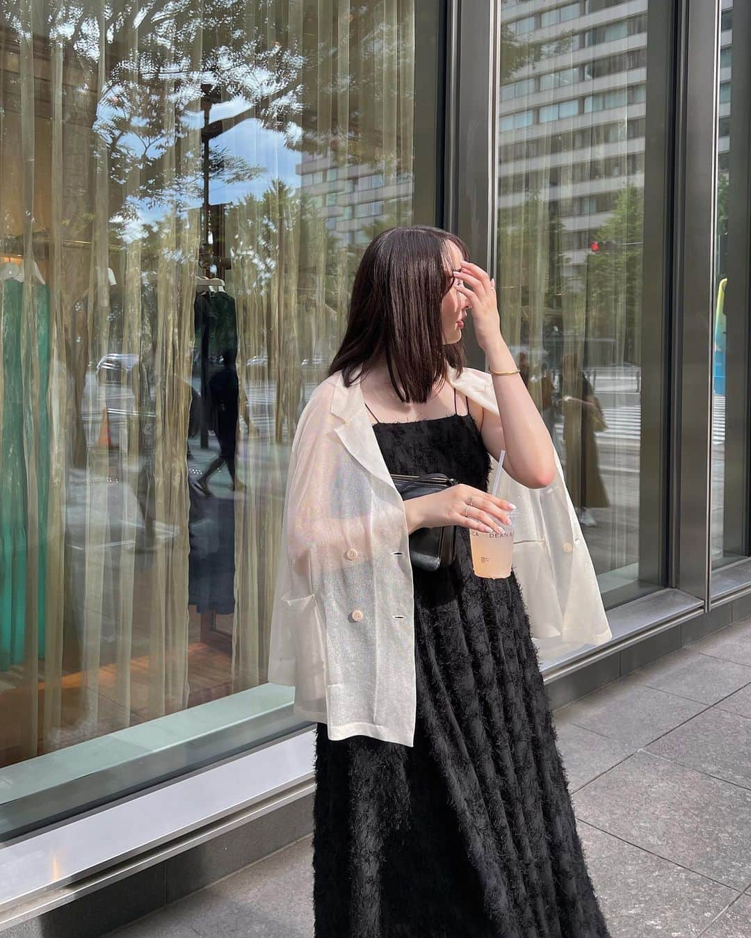 大坪はるらさんのインスタグラム写真 - (大坪はるらInstagram)「ootd🖤  間もなく発売のSNIDEL AWアイテム チラッと先見せ 、公開です。🤍  確かSNIDELプレスチームはみんな買ってたはず♡笑 そして同期が作ったワンピースと聞いて 迷わず即決。 7月下旬頃発売予定です  #SNIDEL」7月16日 21時56分 - harurappy_1211