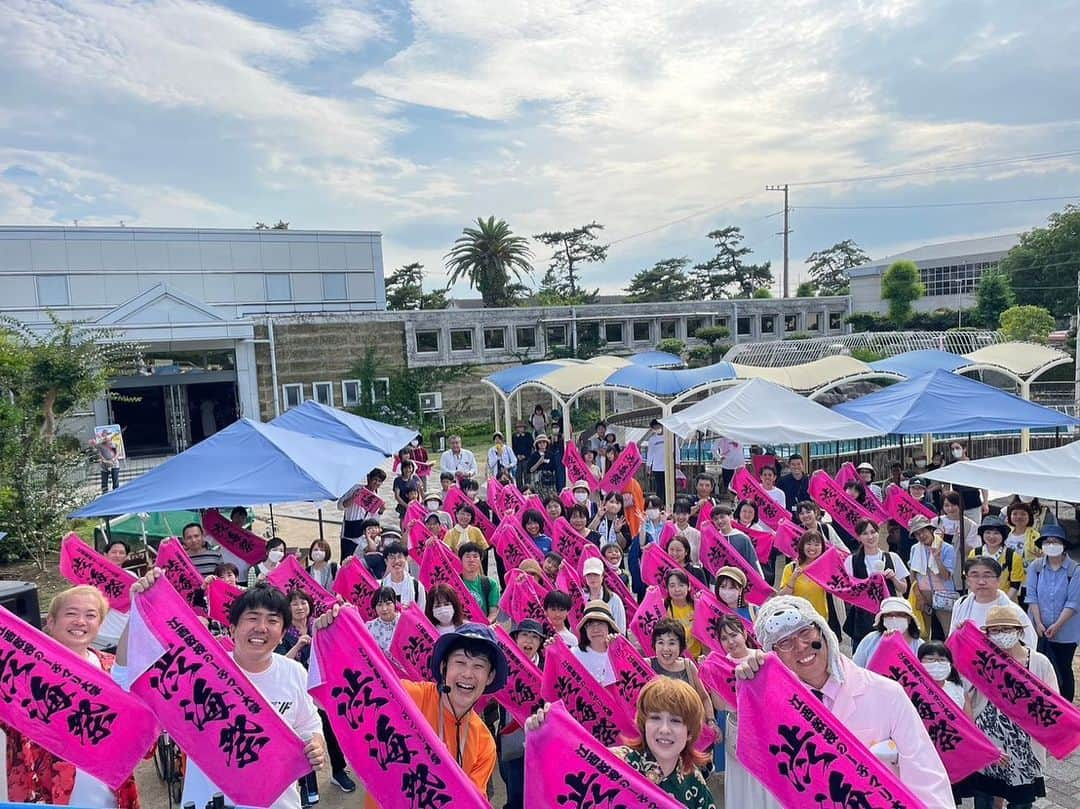 佐久間一行さんのインスタグラム写真 - (佐久間一行Instagram)「#渋海祭 たくさんのご参加ありがとうございました！！！こういう祭感、久しぶりだったな〜☀️ 最後の動画まで観ていただきたい。祭りのあとの、「あれ？みんないなくなったな〜」の様子見感が可愛らしいのです💫  またぜひしぶマリへ〜😁  #渋川マリン水族館 #しぶマリ #岡山 #玉野市 #江西あきよし #江西教授のしぶマリ大学 #梶剛 #ハロー植田 #尼神インター渚  #佐久間一行 #ゴマフアザラシ #もち丸 #キタオットセイ #おとちゃん」7月16日 22時15分 - sakuzari