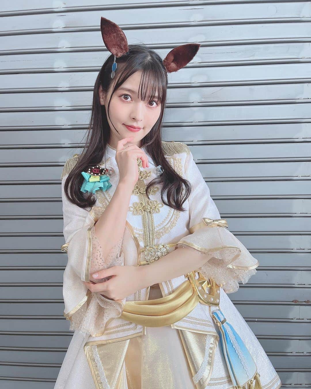 上坂すみれのインスタグラム：「#ウマ娘5th横浜d2  アグネスタキオンとともに無事ゴールインいたしました！！ 応援してくださったトレーナーの皆さま、本当にありがとうございましたっ！ 初出走でドキドキしていましたが、声出し解禁の最高なボルテージを全身に浴びてとても楽しかったです…！！ タキオンのソロ曲も歌うことができて感慨深いです！ひとりではないような不思議な気持ち…！  楽屋の思い出お写真もたくさんあるので、また載せさせてくださいませ〜っ！  #ウマ娘  #アグネスタキオン」