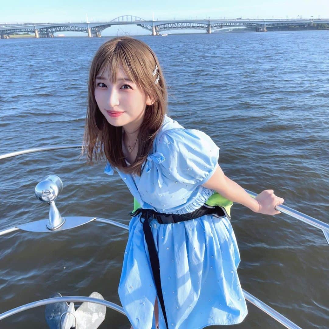福田花音のインスタグラム：「最高の夏の思い出〜🌻🚢」