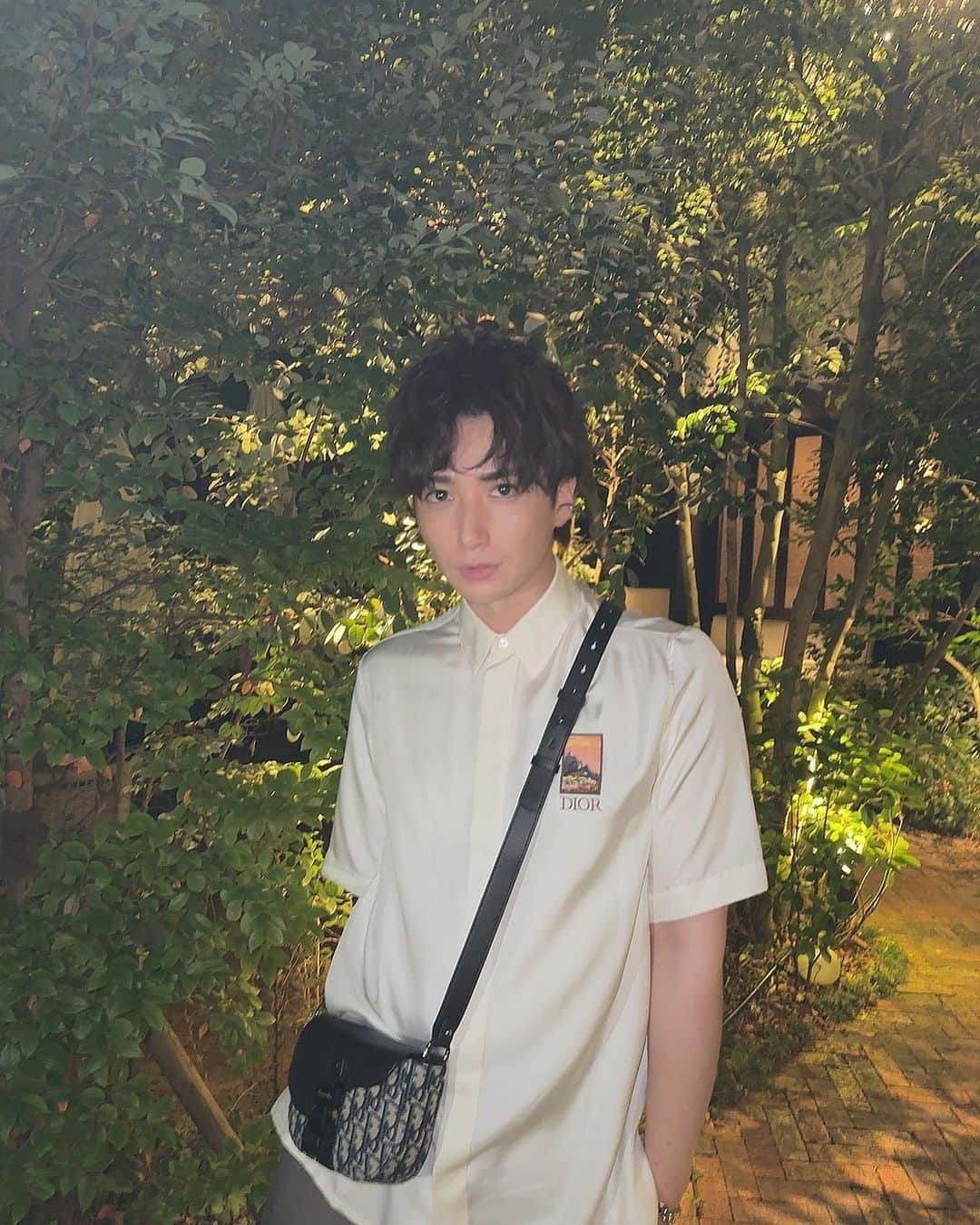 井深克彦のインスタグラム：「🌳🎂🤍」
