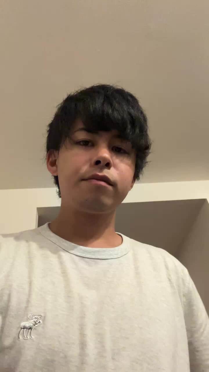 マサイのインスタグラム：「セカンダリでライブ配信する前！！」