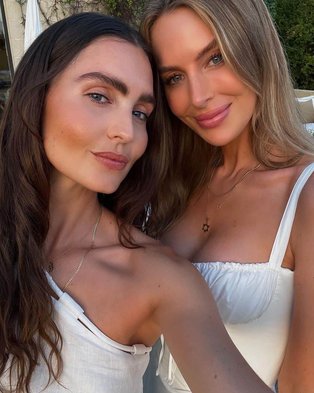 Kirsty Godsoのインスタグラム：「Italy with best friends is always a good idea 🥰 missing my @clairethmpsn and crew already and that sexy morning cold plunge 🥵❤️」