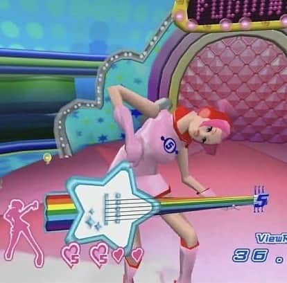 ダヨンのインスタグラム：「~~지잉~🎸🎶」