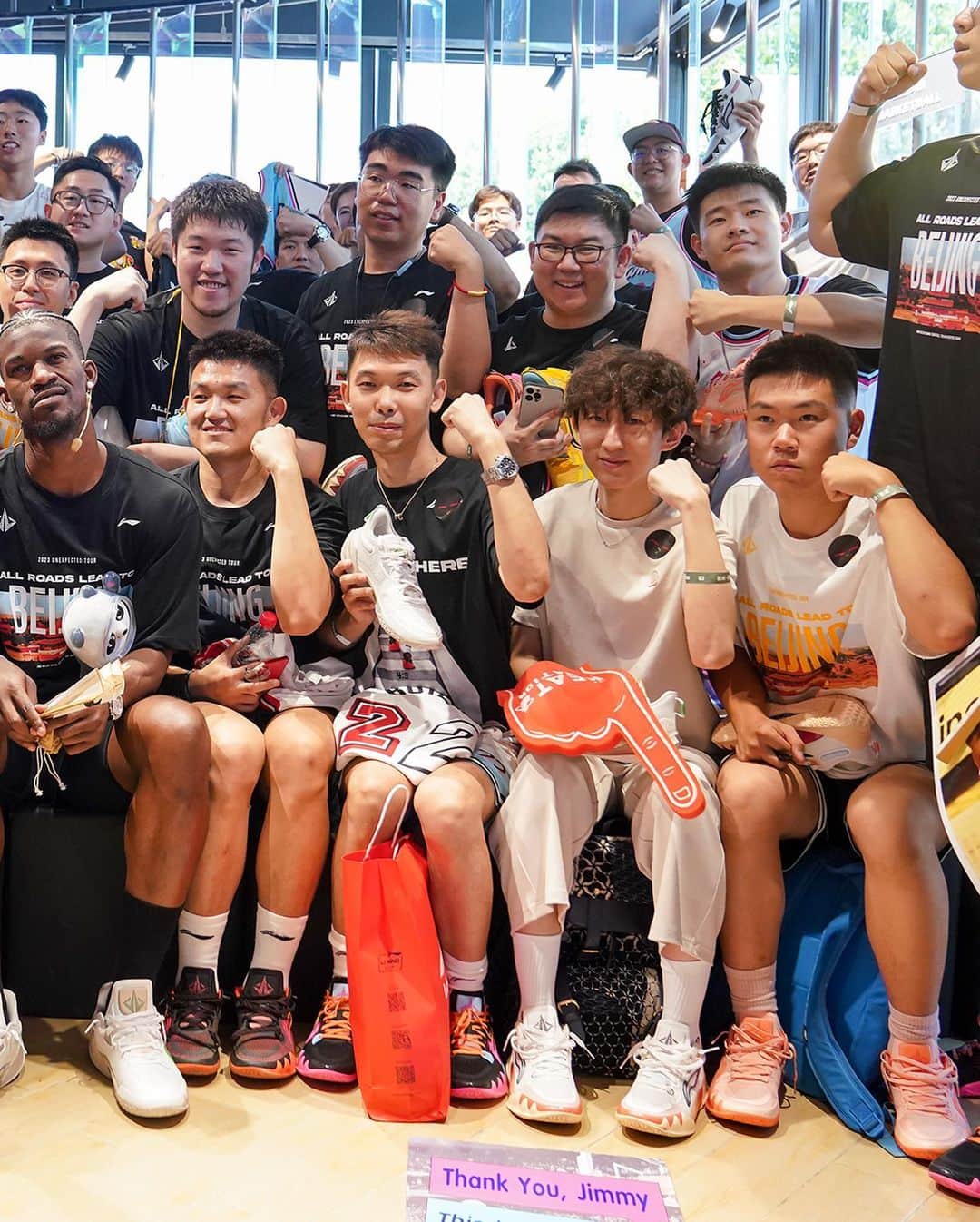 ジミー・バトラーさんのインスタグラム写真 (ジミー・バトラーInstagram)「the unexpected tour/china