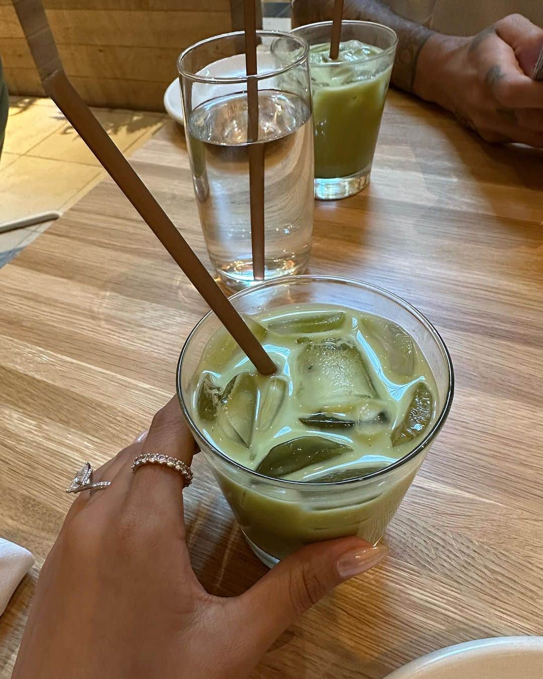 リアン Vさんのインスタグラム写真 - (リアン VInstagram)「24 hours in Vegas ✈️」7月17日 2時03分 - lianev