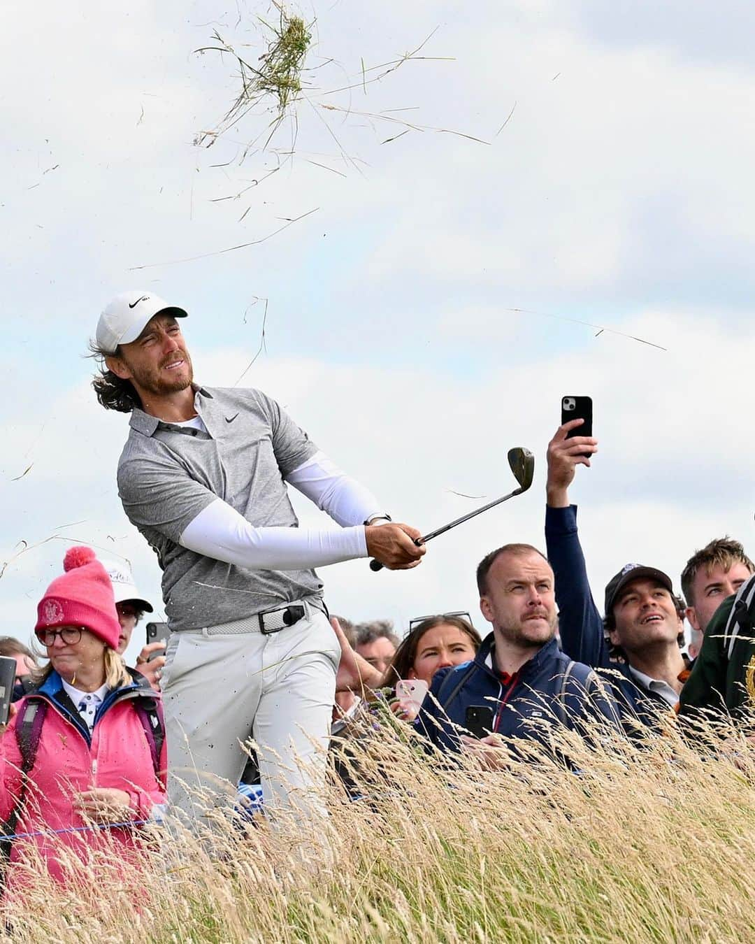 トミー・フリートウッドのインスタグラム：「Amazing week in Scotland again as always, and huge congrats to @rorymcilroy! We are on our way to Hoylake…Can’t wait to soak in the unique atmosphere of @TheOpen especially with a home crowd! Look forward to seeing you all out there, it’s my favourite week of the year!!」