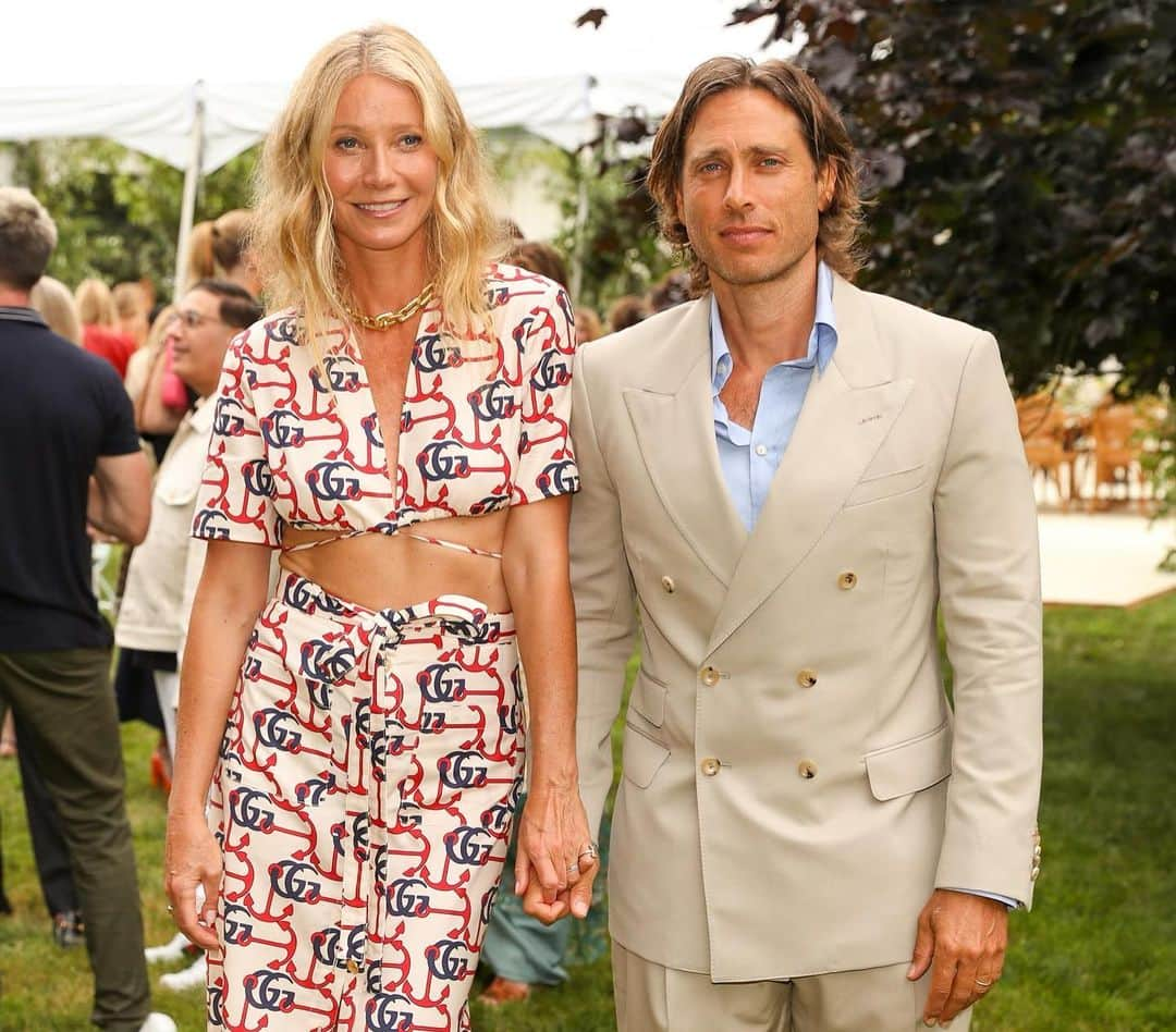 グウィネス・パルトローさんのインスタグラム写真 - (グウィネス・パルトローInstagram)「GG for @goop and @gucci at last nights garden party at home in Amagansett in celebration of summer and our new peptide serum with @juliusfewmd」7月17日 4時34分 - gwynethpaltrow