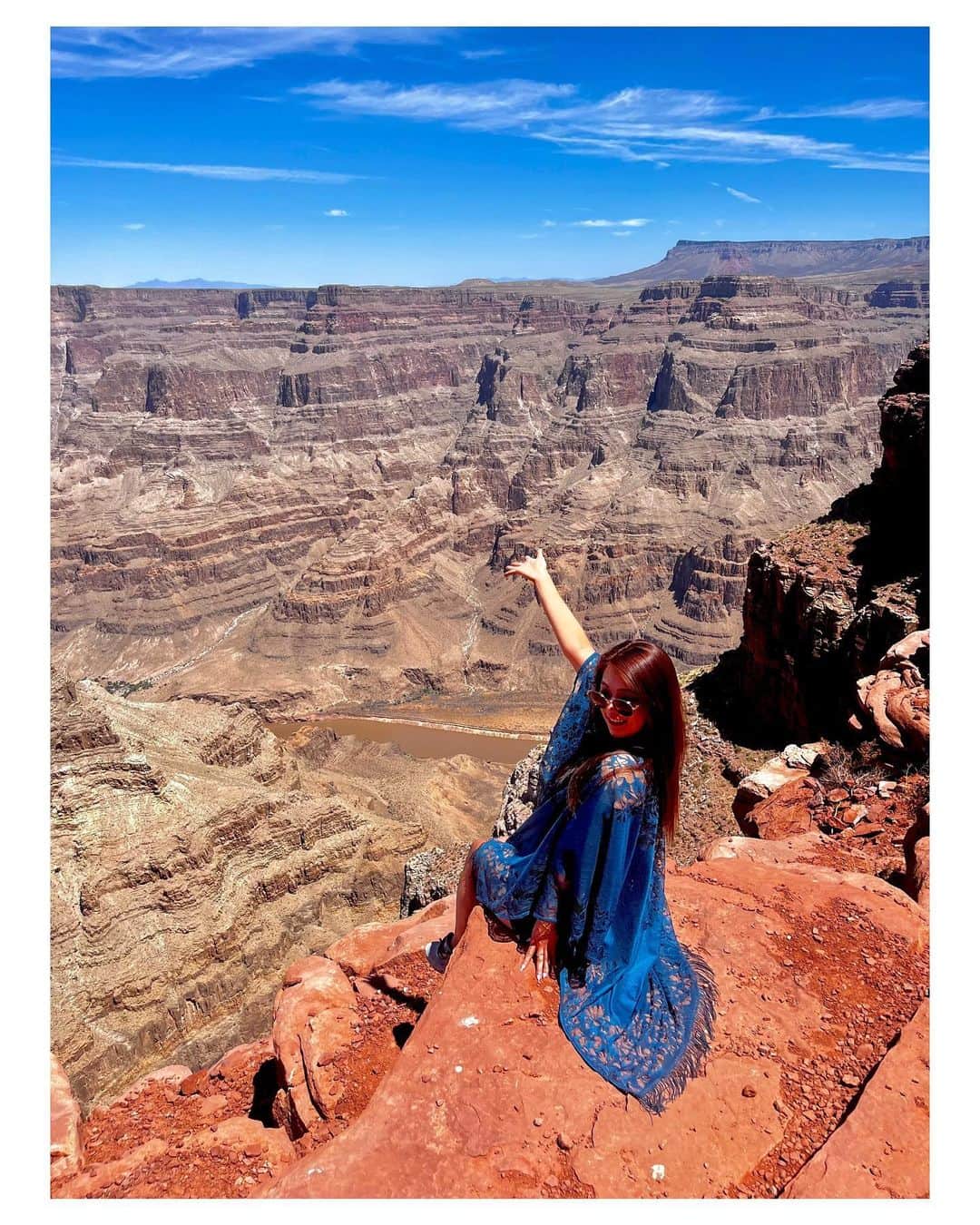 高田汐美のインスタグラム：「Grand Canyon❤️  #summervibes  #summer  #l4l #instalove #instalike #summervacation  #grandcanyon #夏休み　#グランドキャニオン　#アメリカ　#旅行　#夏　#最高」