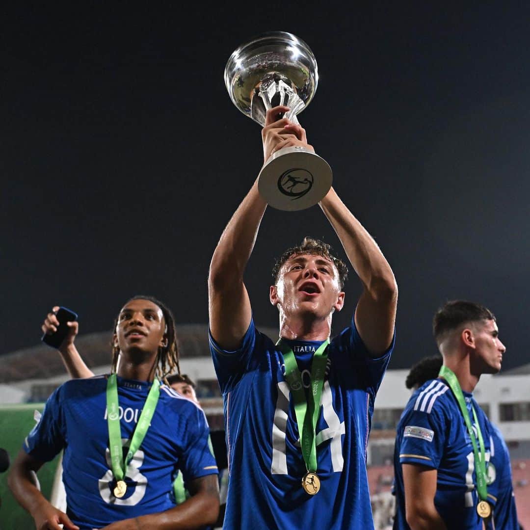 UEFA.comのインスタグラム：「Oh what a feelin’ 🇮🇹🤩🏆 #U19EURO」