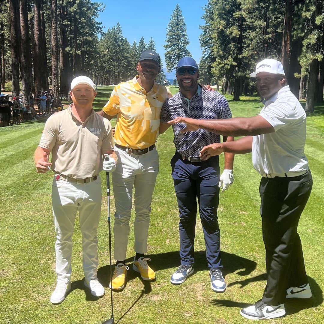 レイ・アレンのインスタグラム：「What a great week I had in Lake Tahoe at the @acchampionship Thank you @harrahstahoe #americancentury for being fabulous hosts and thanks to all of the volunteers and the city of Lake Tahoe for showing all of us a great time. See you next year!  @canelo @larryfitzgerald @realpatrickpeterson @charleswoodson @dwightfreeney @sl1mbenny @colinjost」