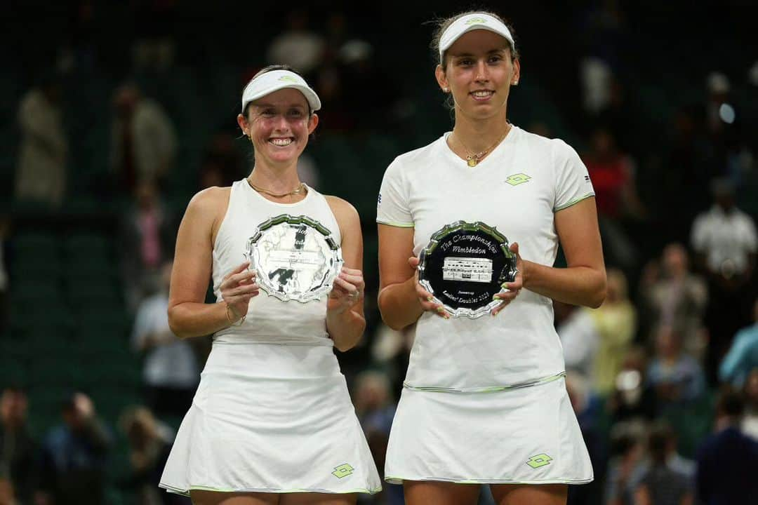 エリーゼ・メルテンスさんのインスタグラム写真 - (エリーゼ・メルテンスInstagram)「Wimbledon finalists 🤍  Great couple of weeks 🍓 Thanks partner @stormcsanders 🫶 #wimbledon」7月17日 7時48分 - mertenselise