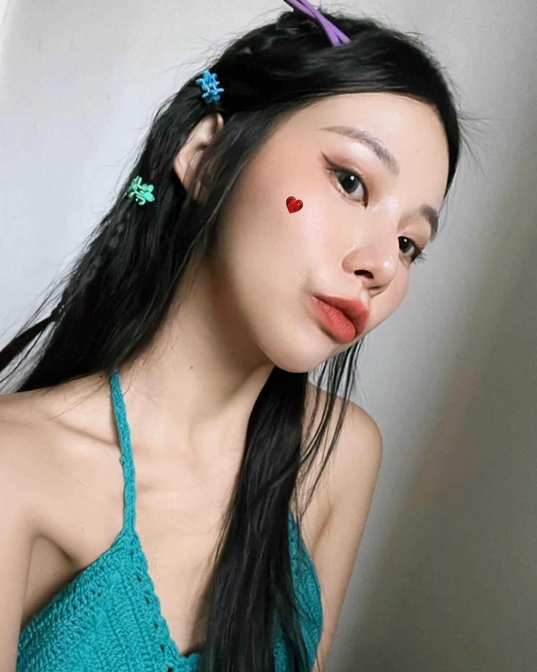 張香香のインスタグラム：「❤️🧡💛💚🩵💙💜🩷」