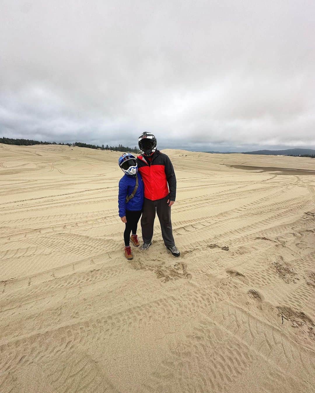 マリッサ・キャステリのインスタグラム：「Oregon Dunes!!」