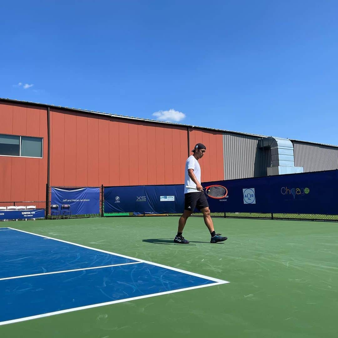 内山靖崇さんのインスタグラム写真 - (内山靖崇Instagram)「Chicago🇺🇸→Granby🇨🇦 #継続は力なり   #atpchallenger  #tennis  #tennisplayer  #積水化学  #アディダス  #ヘッド  #トアルソン  #mtsテニスアリーナ三鷹  #bluesixtrainingclub  #内山靖崇」7月17日 9時17分 - yasutaka0805