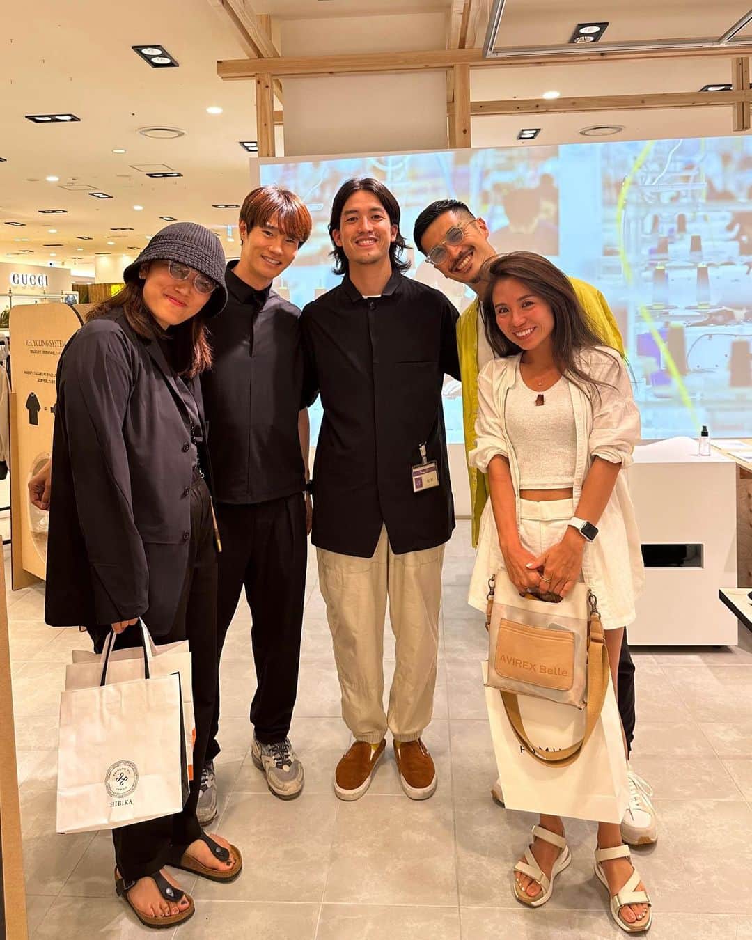 星原健太さんのインスタグラム写真 - (星原健太Instagram)「「凪へ」さんのイベントに1日店員として参加させて頂きました。  急な呼びかけにも関わらず 来てくださった方々どうも有難う ございました！  幸せです。  #凪へ #nagie」7月17日 18時54分 - kentahoshihara