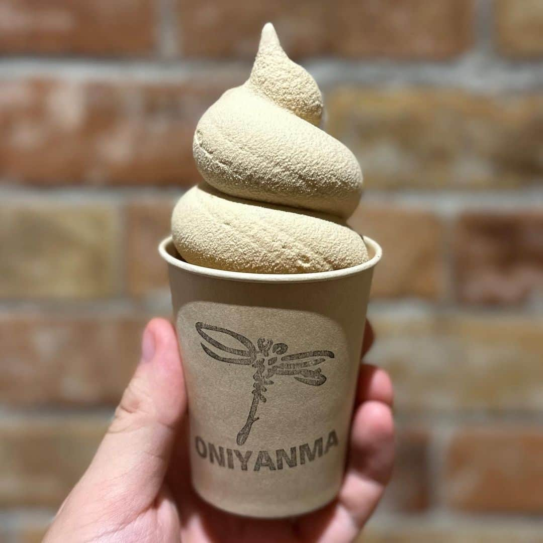 daimarusapporoさんのインスタグラム写真 - (daimarusapporoInstagram)「お買い物のひと休みタイムに🫐🍦 3階 キキヨコチョ(@kikiyococho_sapporo)のフードコートから、冷たくて甘～い期間限定メニューをご紹介！  🫐〈#つつみや〉よくばりブルーベリー 大粒のブルーベリーがごろっと入ったフルーツクレープ😳  ホイップクリームは、ブルーベリーと相性抜群のヨーグルト入り！ 夏らしい甘酸っぱさがたまらないスイーツです🥳 ※7月末までの予定  ☕〈#オニヤンマコーヒー〉チャイソフト 優しい甘さの中にスパイスが香るソフトクリーム。  冷たくてほんのりスパイシーで、おやつにも食後にもぴったりです🍦 ※なくなり次第終了  セールシーズン、お買い物のお楽しみといえば冷たいスイーツ。 この機会にぜひ味わってみてください～🍦  #大丸札幌 #kikiyococho #kikiyococho_sapporo #キキヨコチョ #札幌クレープ #札幌ソフトクリーム #札幌スイーツ #期間限定スイーツ」7月17日 19時05分 - daimarusapporo