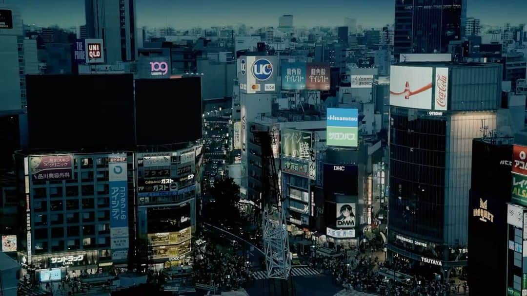 井上尚弥のインスタグラム：「渋谷スクランブル交差点ビジョンがジャックされた 決戦まで残り僅か」