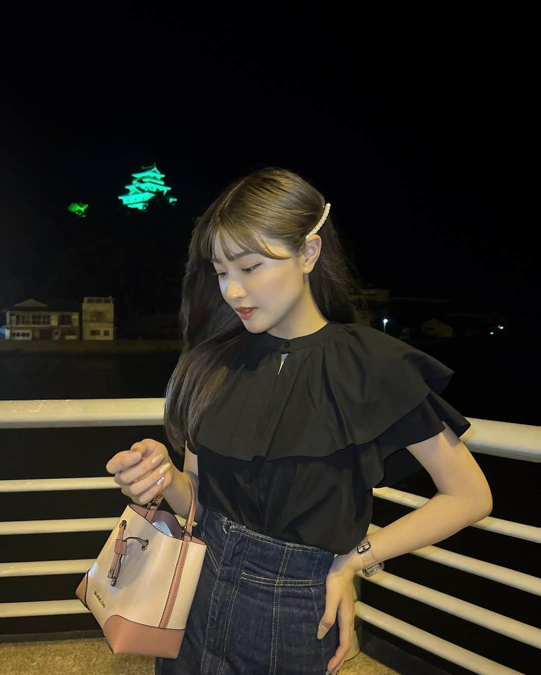 若林真帆さんのインスタグラム写真 - (若林真帆Instagram)「花火大会いてきた🍧🎇夏💯💯 #lagunamoon  #ootd」7月17日 19時49分 - mhopu_