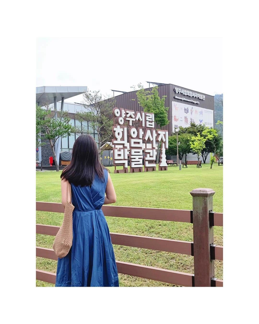 パン・ソヨンさんのインスタグラム写真 - (パン・ソヨンInstagram)「꽃선생님과 함께 기린 보러 양주 ✨  #양주시립회암사지박물관 #양주 #손진형작가 #기린말고기린  #박물관 #전시회」7月17日 12時35分 - banso