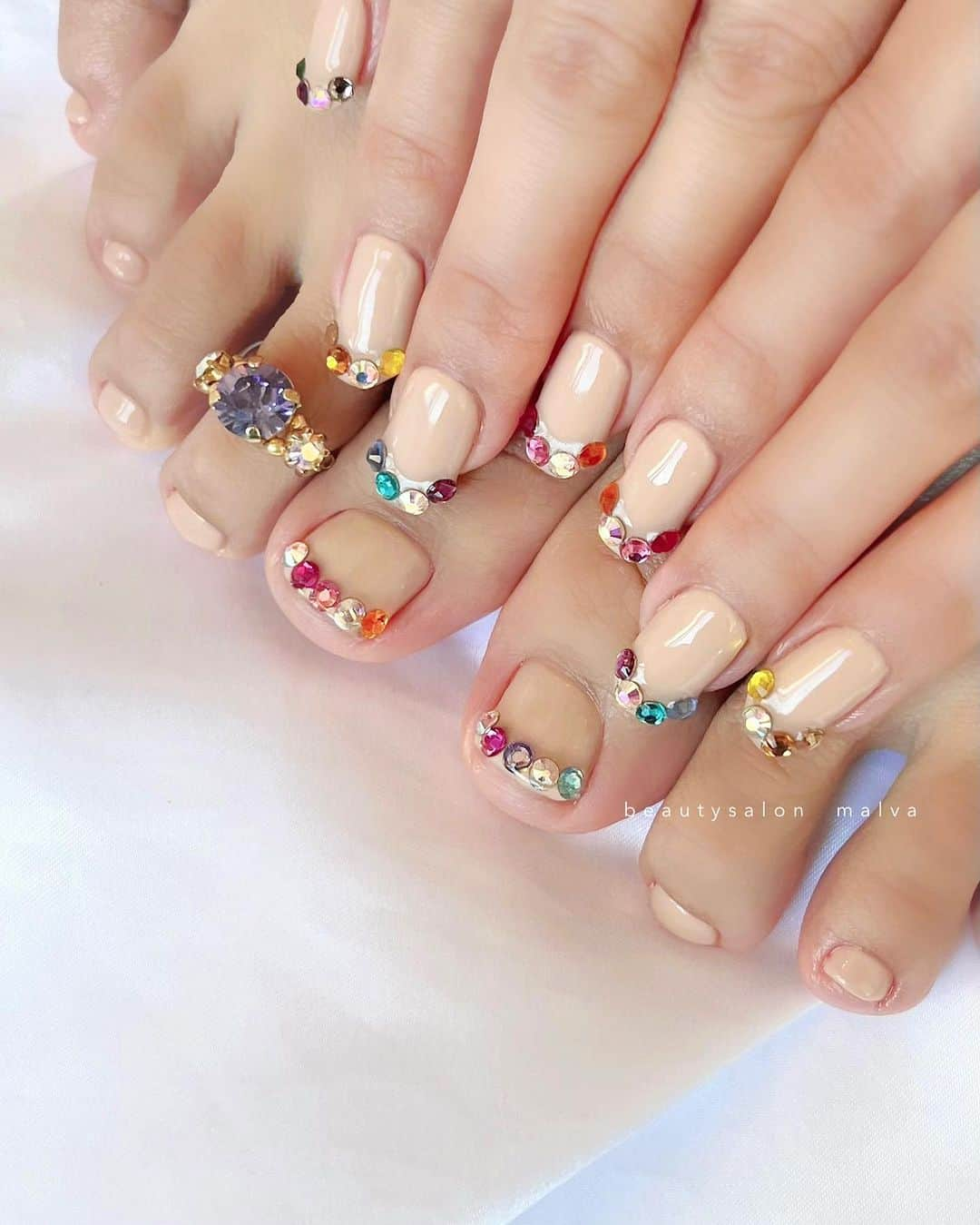 nailsalon malva（ネイルサロンマルヴァ）のインスタグラム