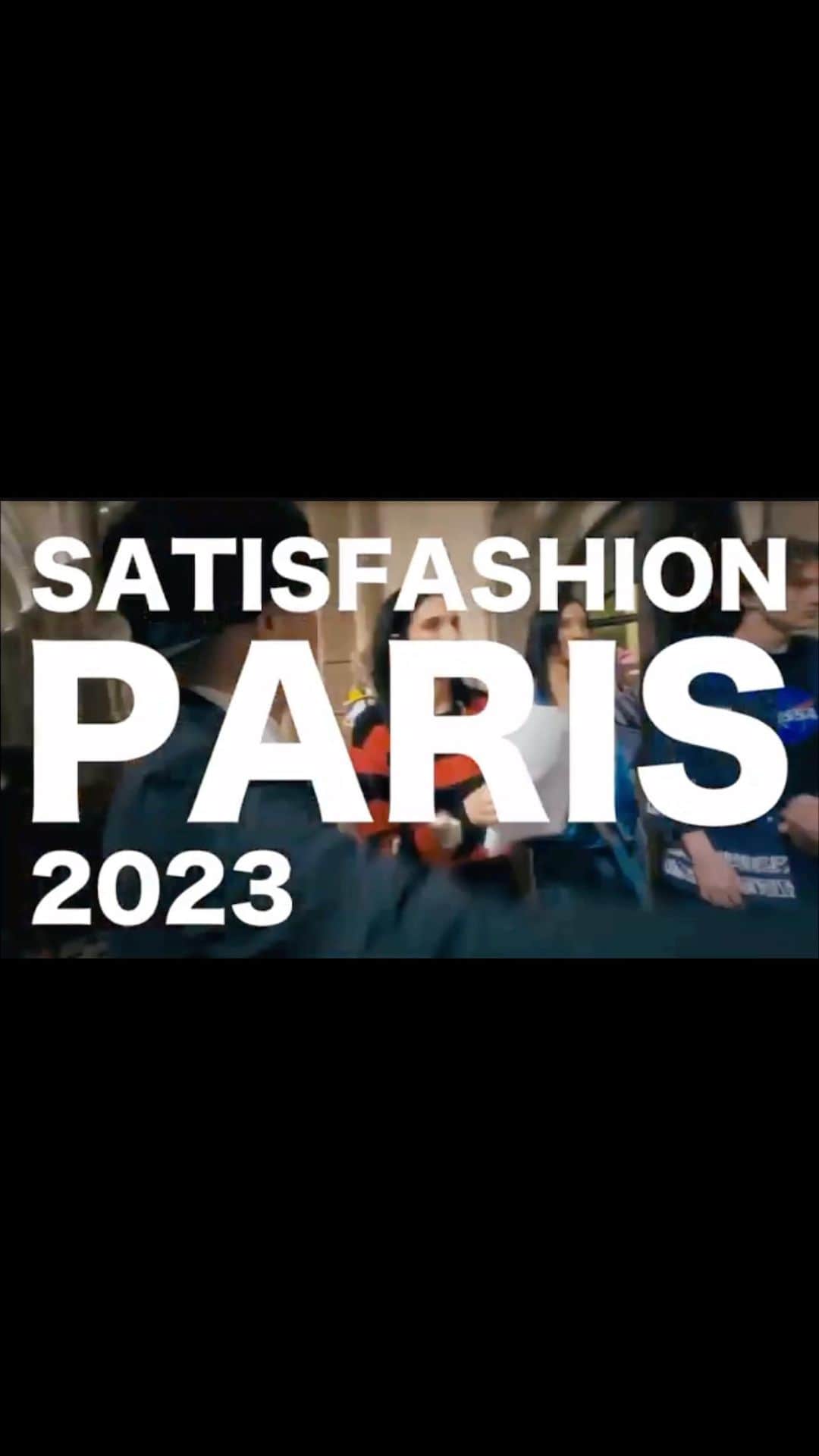 桃果愛のインスタグラム：「.  SATISFASHION PARIS 2023 Paris Fashionweek AST+AKITSU chemi akutami  全編はこちらのYouTubeをご覧ください♪ マネキン・スカイウォーカー@modeljapan めちゃくちゃカッコいいオープニング！！   現在ミラノファッションウィークのオーディション真っ只中🔥🔥 私はアンバサダーとして審査員をさせて頂いています。 オーディションの様子も全て公開中！  何かを伝える人はカッコイイ！ チャレンジを続ける人はカッコイイ！  Special Thanks🖤 @akitsu.chemi.akutami  @alwaysupportalents_   Love yourself and be happy ! Ai Momoka💋  #parisfashionweek #pfw2023 #plussizemodel #milanfashionweek #mfw2023 #パリコレ #パリコレモデル #モデルオーディション #プラスサイズモデル」