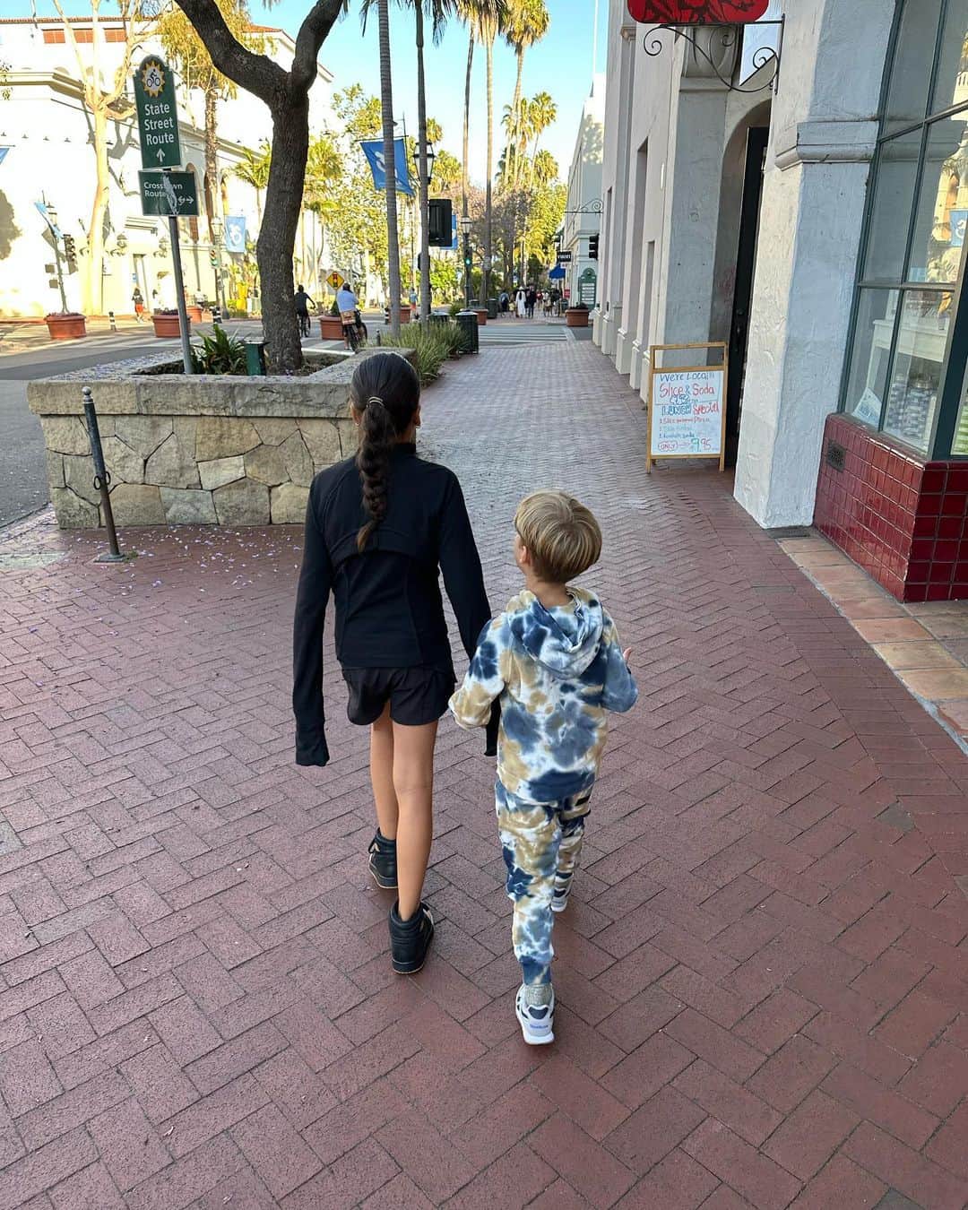 エリック・ウィンターさんのインスタグラム写真 - (エリック・ウィンターInstagram)「What a weekend! Thank you Santa Barbara. Always proud of you @sebitennis #sebianddylan」7月17日 13時52分 - ebwinter