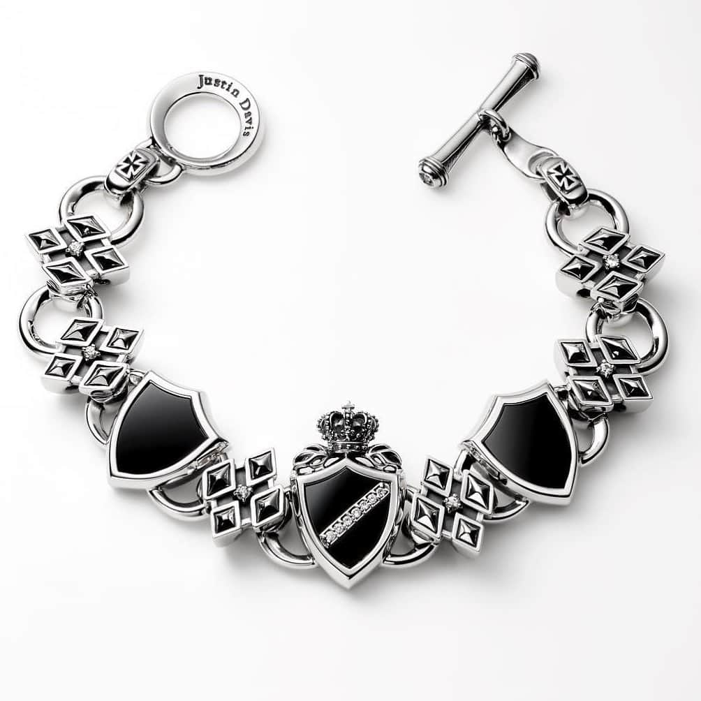 ジャスティンデイビスのインスタグラム：「⠀ HERITAGE Bracelet   #sbj190 #justindavis #ジャスティンデイビス」