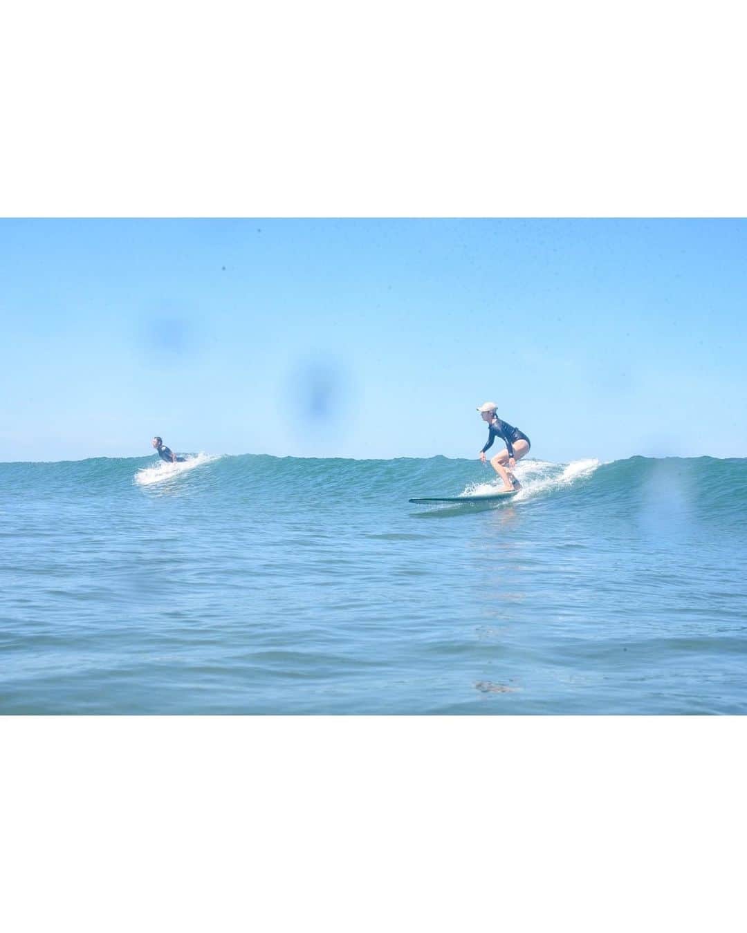 土井地恵理子さんのインスタグラム写真 - (土井地恵理子Instagram)「海の日🌴 (ってこれは今日ではないけど)  cap @47japan  wet @mariawetsuit  swimwear @lull_ludiclabel   enjoy summer!  📷 @ry0shimizu   #surfing #サーフィン #summer #海の日 #撮ってもらったライディングに限ってしょぼい  #なんでなのw #いつも上手く乗れるようになりたい」7月17日 14時26分 - ericodoiji
