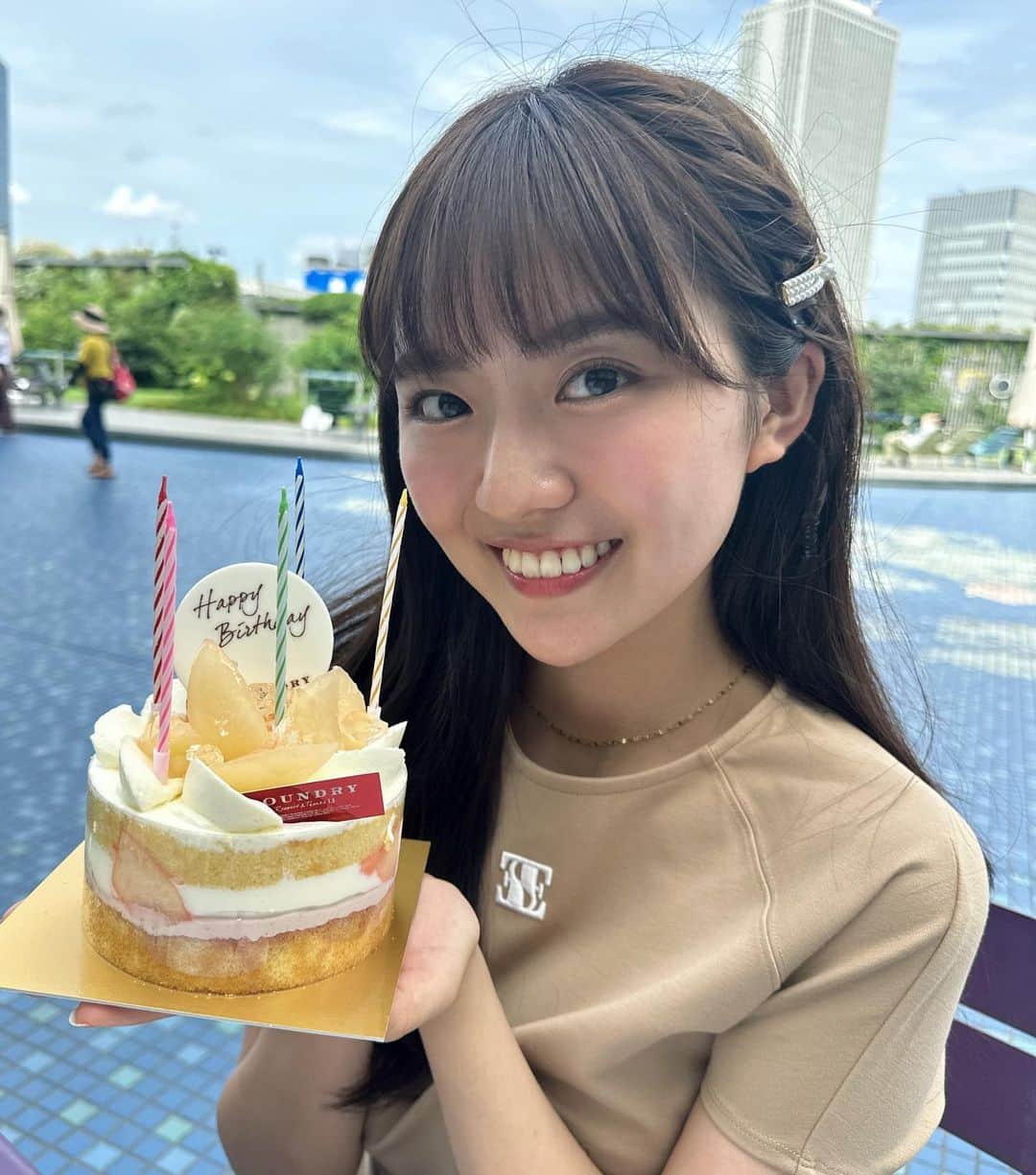 豊田留妃さんのインスタグラム写真 - (豊田留妃Instagram)「21 years old🥂 #birthday」7月17日 14時53分 - runstagram_717