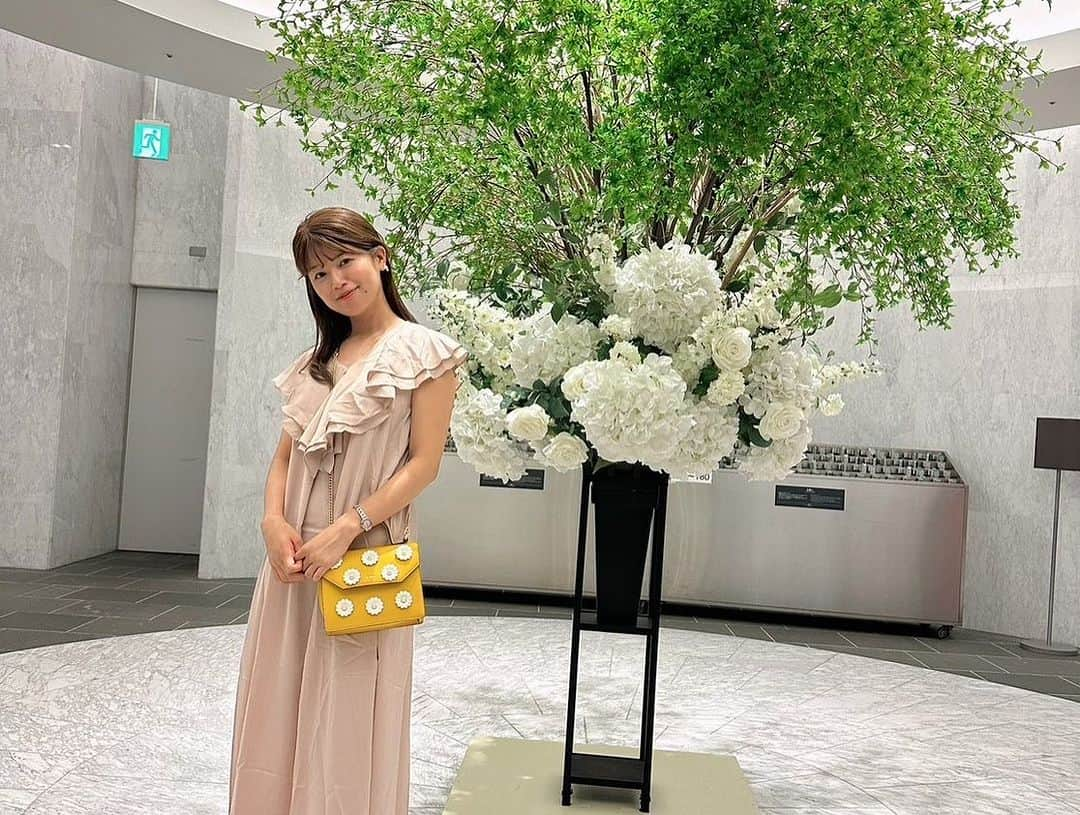 小林礼奈のインスタグラム：「ゆうスキンクリニックの15周年記念パーティーへ行ってきました🥰✨  ハイフとボトックス交互にやりはじめてから顔がほんとにシュッとしてきました🥰🔥  これからも一生ついてきます🙋‍♀️  15周年おめでとうございます㊗️🎊🍾🎉」