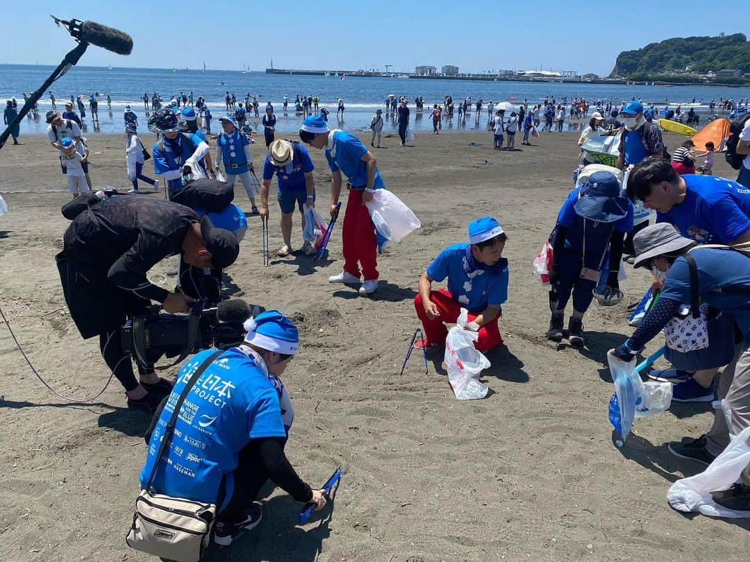 猫のひたいほどワイドさんのインスタグラム写真 - (猫のひたいほどワイドInstagram)「『ブルーサンタ』ご参加いただきありがとうございました🐱✨ #海プロ #海さくら #ブルーサンタ #猫ひたワイド  #大矢剛康 #大城光 #照井七瀬」7月17日 14時59分 - nekohita_tvk