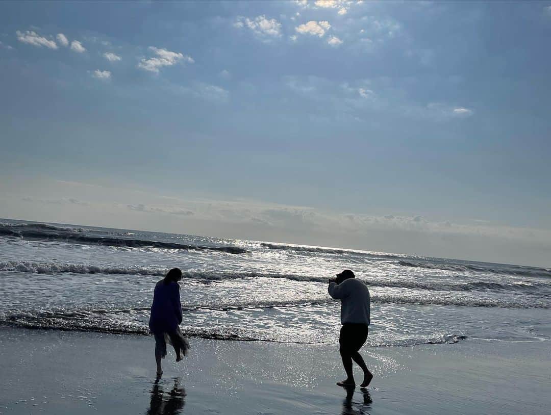 駒木結衣さんのインスタグラム写真 - (駒木結衣Instagram)「おもいで🐚⚾️  #空を結ぶ #キャッチボールが苦手です #海の日」7月17日 15時01分 - komaki_yui