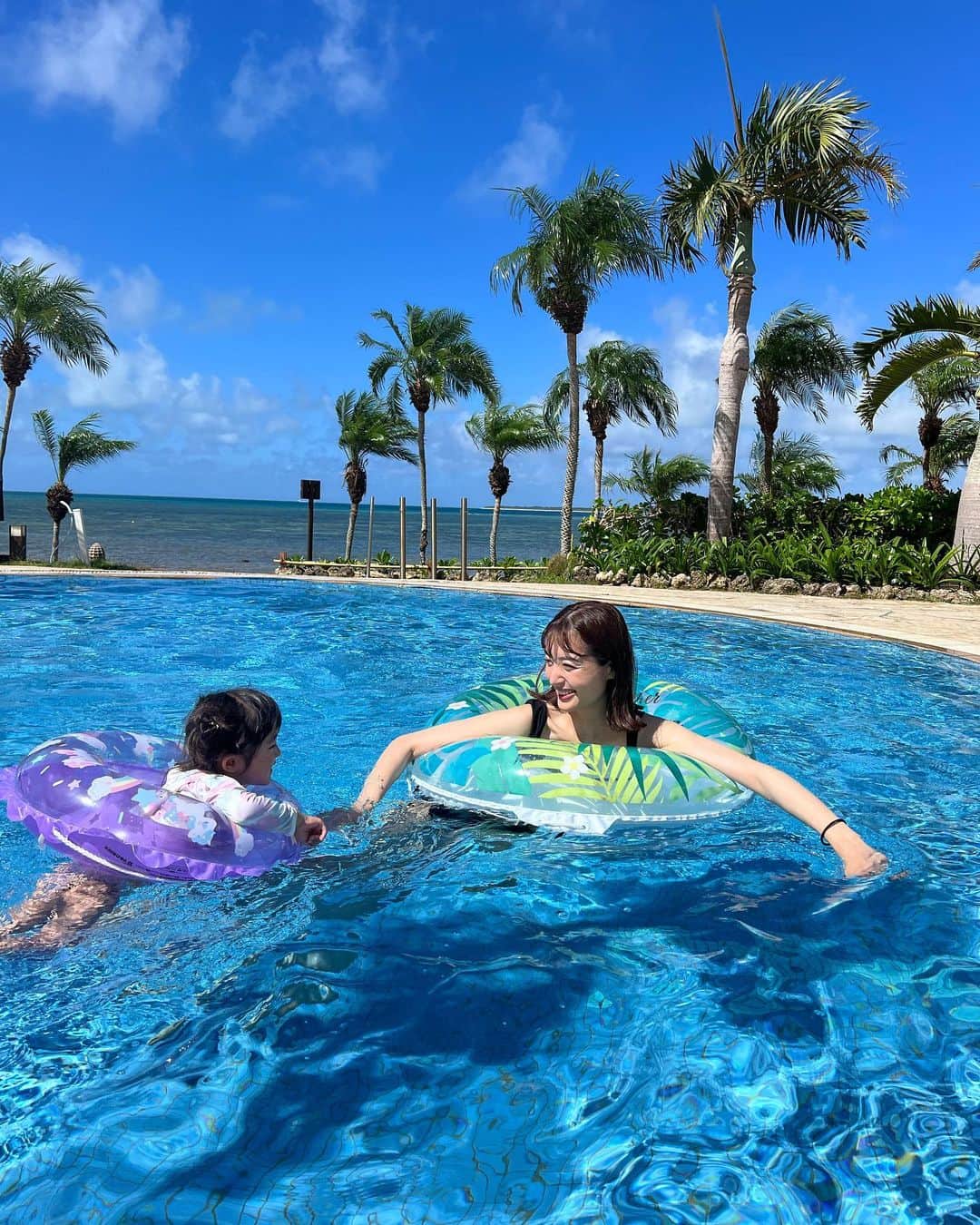 大浦育子のインスタグラム：「最高に楽しかった石垣島旅行🏝️ プールも海も大満足！✨ 思い出で胸がいっぱいだ〜♡  . #石垣島#夏休み #リゾート#旅行」
