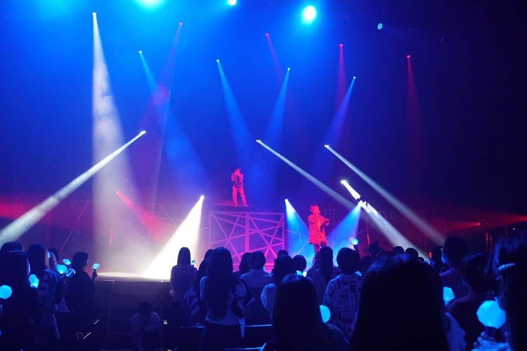 松村和哉さんのインスタグラム写真 - (松村和哉Instagram)「ホールツアー「∞〜INFINITY〜」 完走しました。でっかい感謝です。 無限の可能性を、一つずつ実体に。 素敵な時間でした。」7月17日 16時52分 - tomoyamatsumura_415