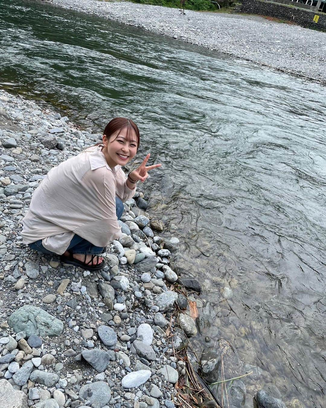 藤田愛理さんのインスタグラム写真 - (藤田愛理Instagram)「・ アウトドアな1日🕊‪☘️ 自然の中でリフレッシュしてきたよ〜🫧 #自然#アウトドア#リフレッシュ#奥多摩#鳩ノ巣渓谷#釣り#ニジマス#川#石#にこにこ」7月17日 16時53分 - airi_crownpop