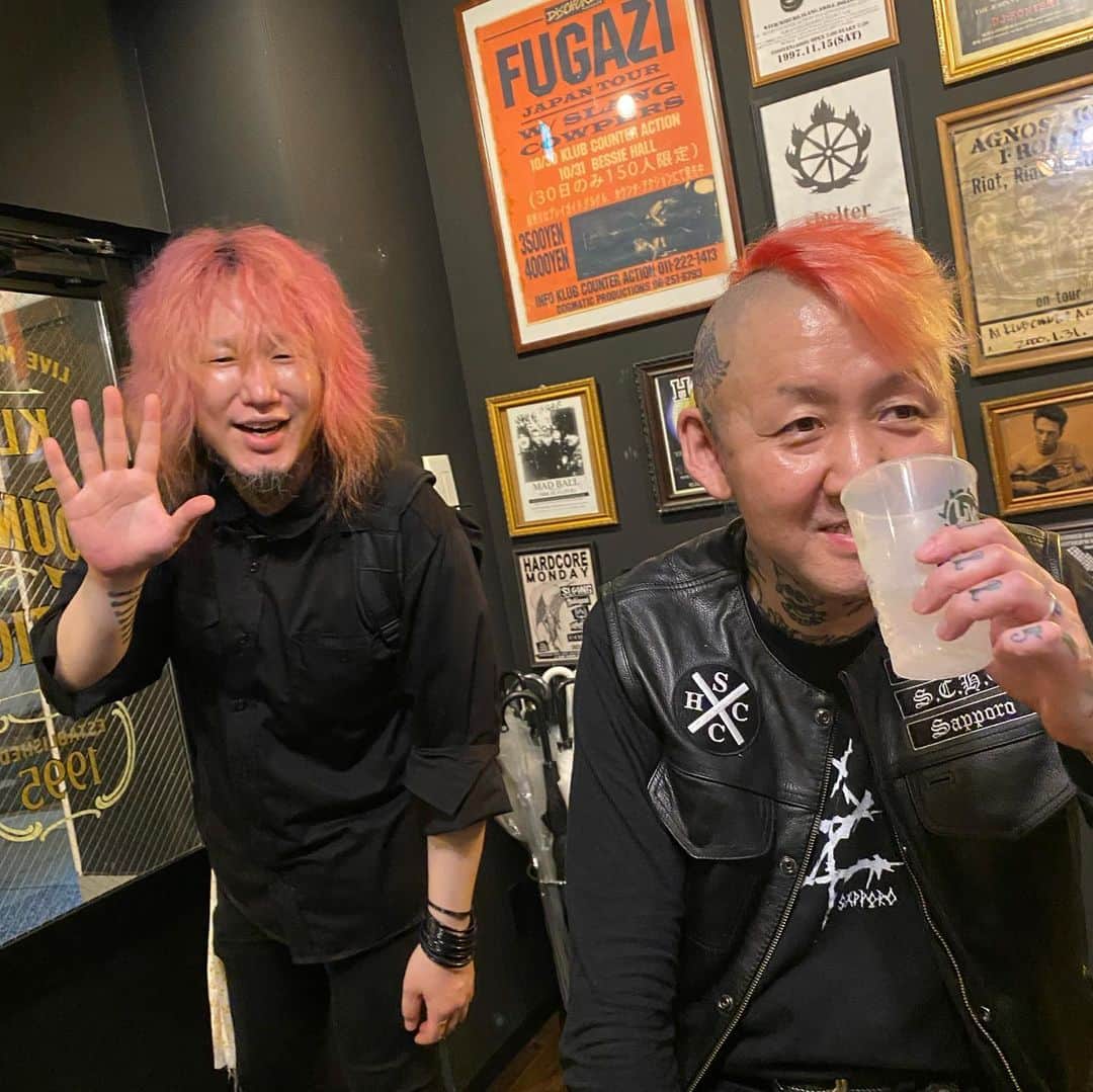 橋本塁さんのインスタグラム写真 - (橋本塁Instagram)「【札幌サウシュー写真展&STINGRAYゲスト】 札幌写真展&STINGRAYショップにSLANGのKOさんとサクマくんが遊びに来てくれました！ありがとうございました！ #札幌　#stingray #サウシュー #SLANG」7月17日 16時55分 - ruihashimoto