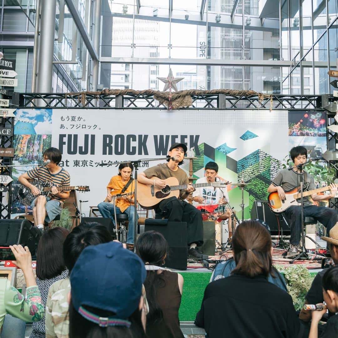 フジロック・フェスティバルのインスタグラム：「📸 DYGL ー FUJI ROCK WEEK 7.17 Mon ー at 東京ミッドタ#フジロック   FRF'23 7.30 Sun - GAN-BAN SQUARE supported by COCALERO Nobuki Akiyama (#DYGL)として登場！  Photos : @taiokonishi  #FUJIROCKWEEK #fujirock #fujirockfestival #フジロック」