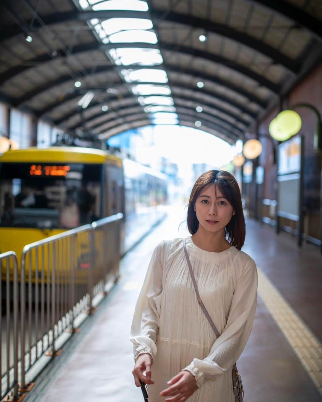 小坂温子さんのインスタグラム写真 - (小坂温子Instagram)「世田谷線🚃✨ #電車でお散歩  #世田谷線 #お散歩大好き #豪徳寺」7月17日 17時12分 - kosaka_atsuko